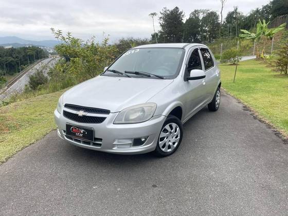 CHEVROLET CELTA 1.0 MPFI LS 8V FLEX 2P MANUAL CHEVROLET CELTA 1.0 MPFI LS 8V FLEX 2P MANUAL